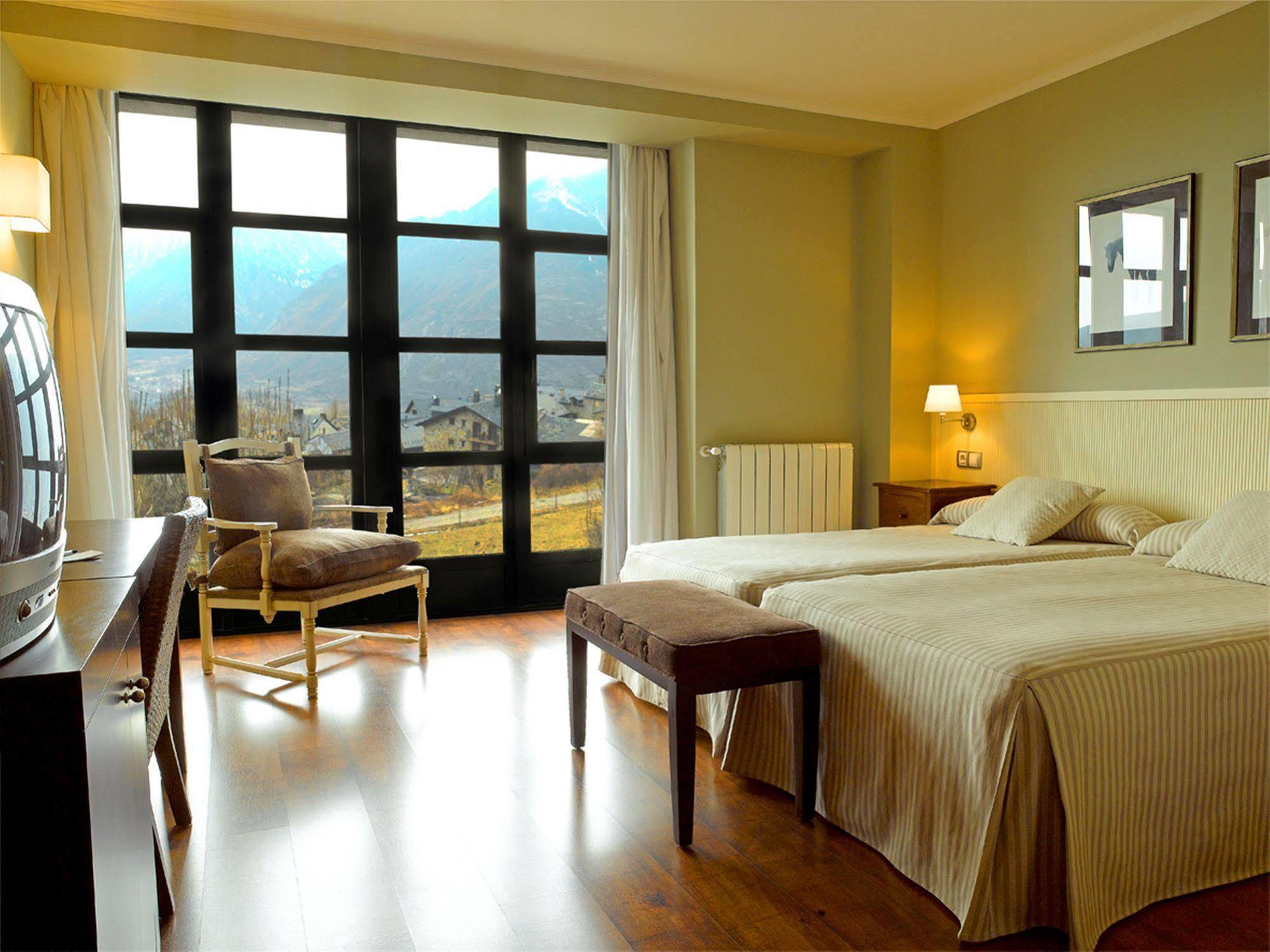 Hg Cerler Hotel Ngoại thất bức ảnh